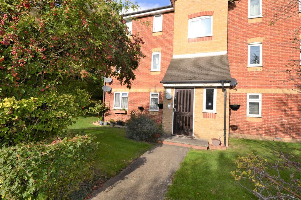 Rookley Court, Linnet Way, Purfleet, Essex, RM19 1TW