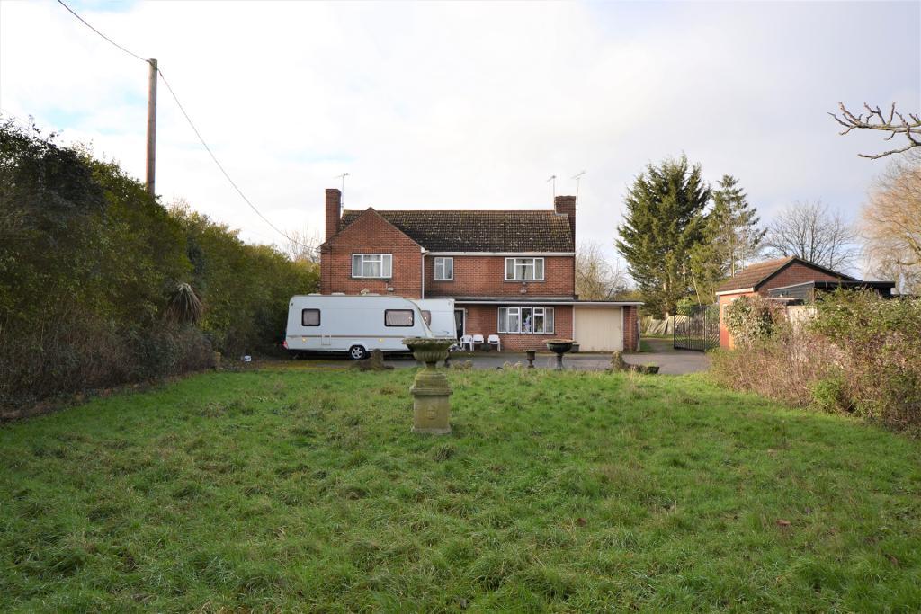 3 Bedroom Detached House For Sale in Church Lane, Bulphan, Upminster