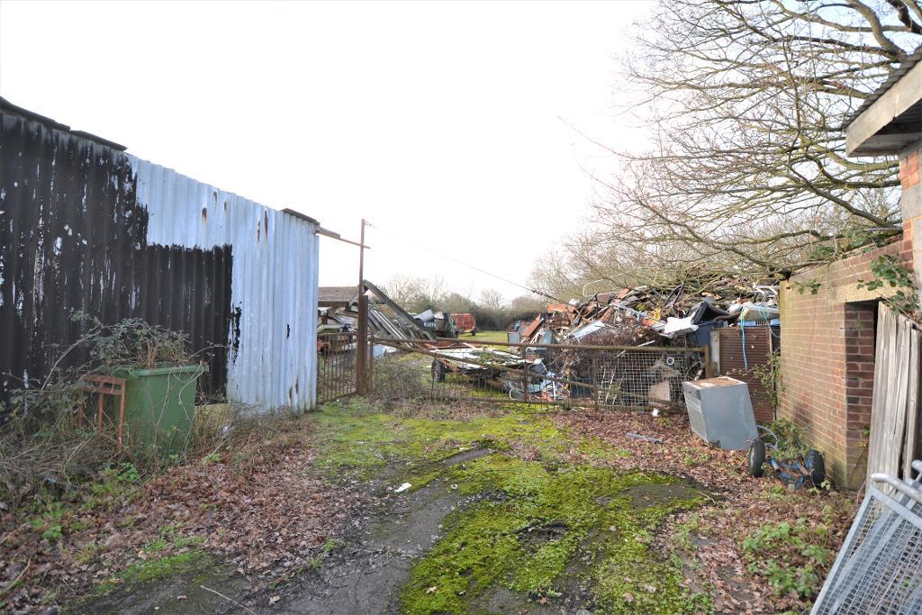 3 Bedroom Detached House For Sale in Church Lane, Bulphan, Upminster