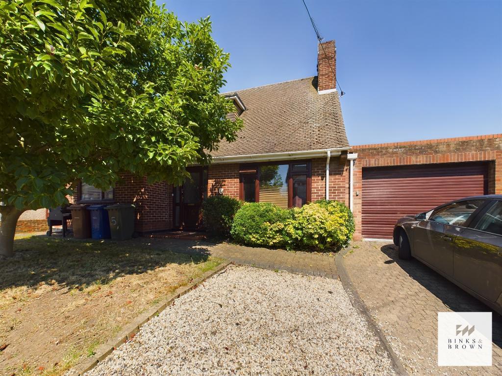 Fairview Avenue, Stanford Le Hope, Essex, SS17 0DW