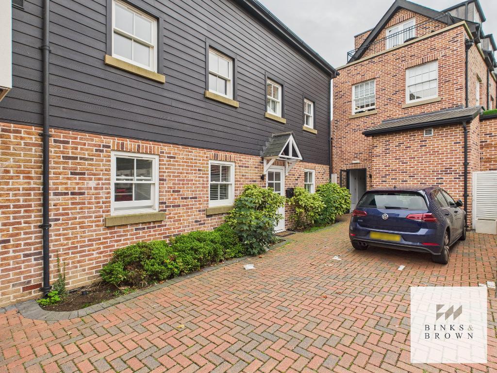 Hawkley Mews, Chapel Street, Billericay, Essex, CM12 9FX