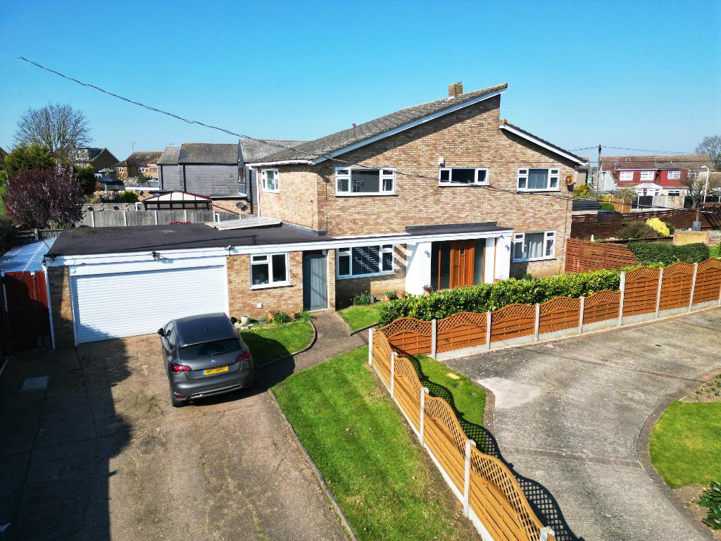 Recreation Avenue, Corringham, SS17 9BZ