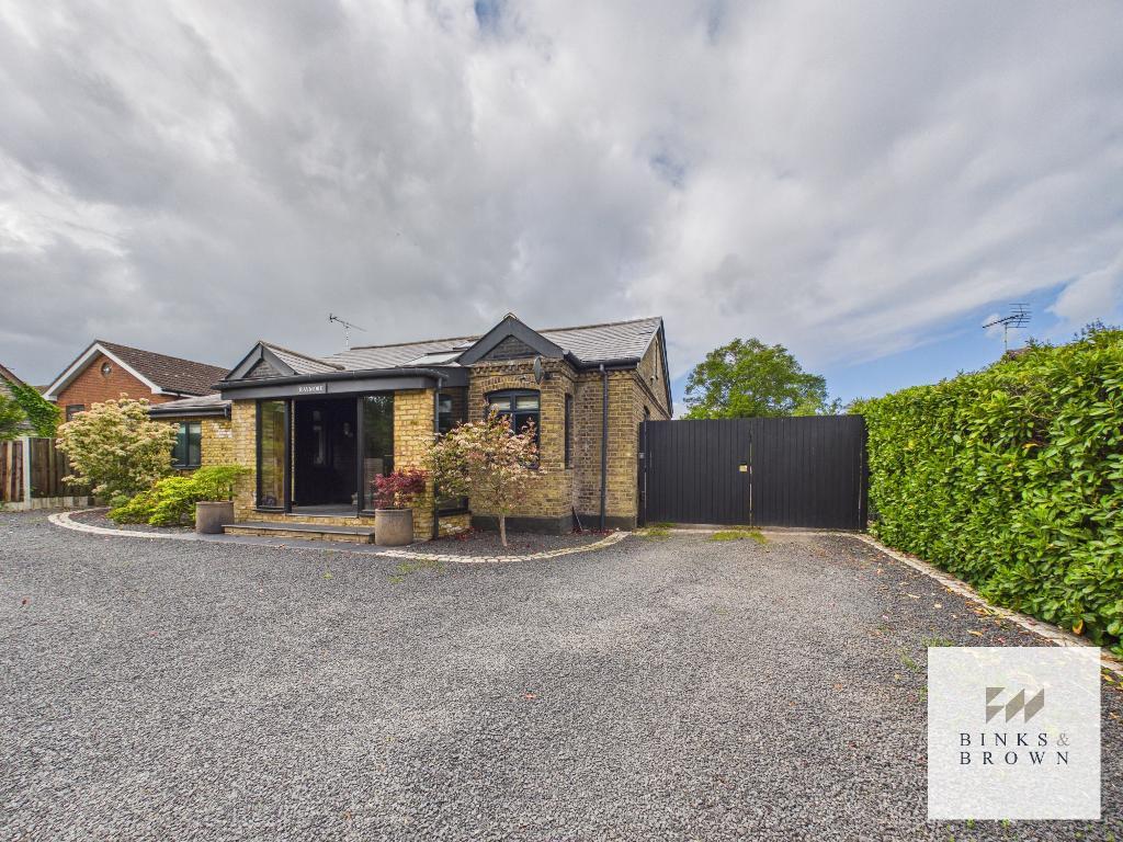 Inglefield Road, Fobbing, Essex, SS17 9HW