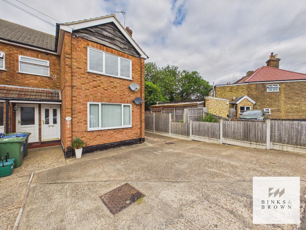 Victoria Road, Stanford Le Hope, Essex, SS17 0HZ